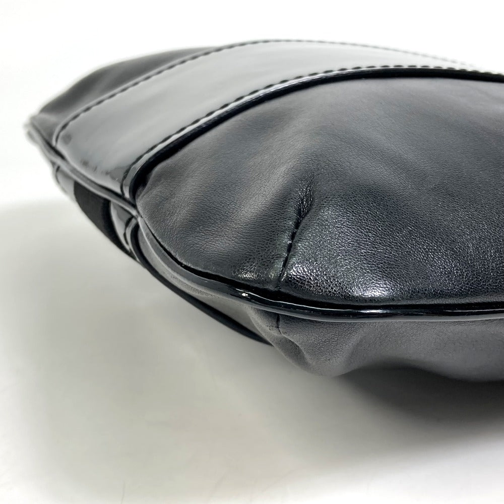 Salvatore Ferragamo EE-21-E196 ヴァラ パテント/斜め掛け カバン フラットバッグ ショルダーバッグ エナメル/レザー レディース ブラック