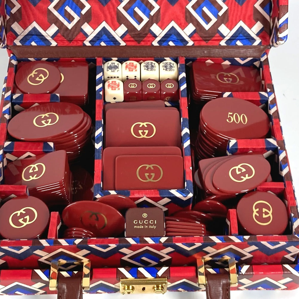 GUCCI 662474 カードゲーム トランプ チップ ジオメトリックG ブリーフケース ポーカー セット サイコロ ダイス インテリア ゲーム おもちゃ 雑貨 プラスチック ユニセックス レッド - brandshop-reference