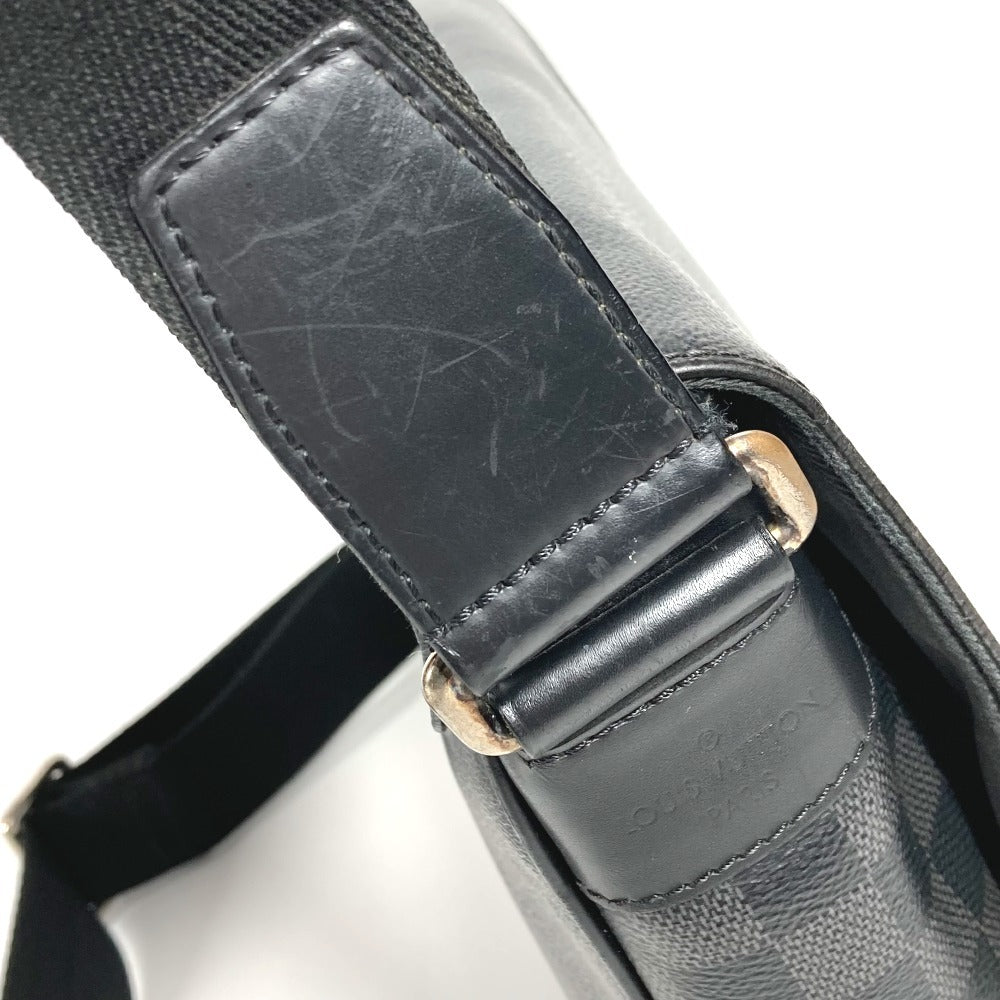 LOUIS VUITTON N41028 ダミエグラフィット ディストリクト PM NM 斜め掛け カバン フラップ ショルダーバッグ ダミエグラフィットキャンバス ユニセックス ブラック