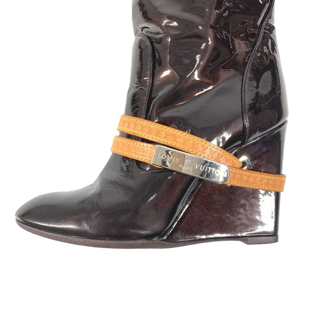 LOUIS VUITTON ヴェルニ ロングブーツ 靴 ベルト付き LVロゴ シューズ ブーツ パテントレザー レディース アマラント パープル