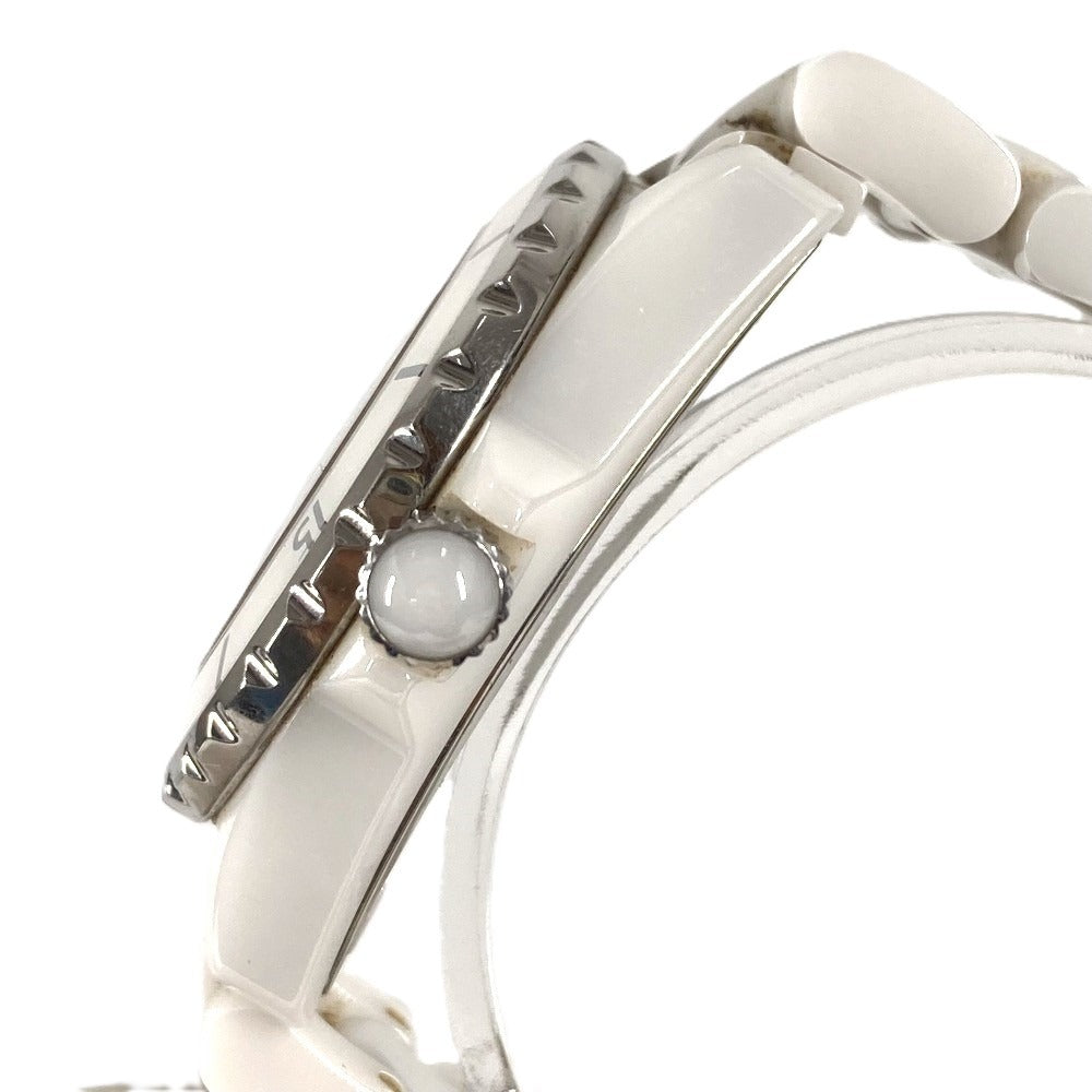 CHANEL J12 12Pダイヤ ダイヤモンド クォーツ ウォッチ ラウンドフェイス 33MM 腕時計 セラミック レディース ホワイト