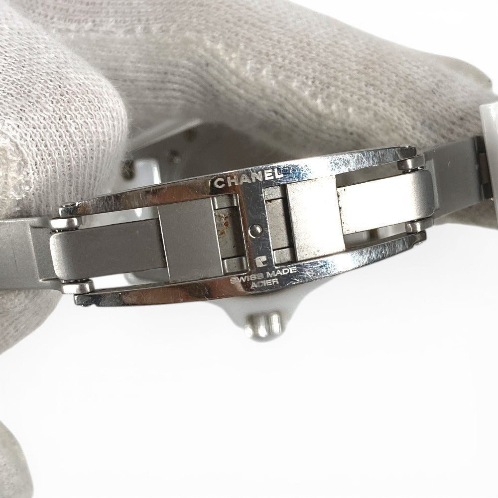 CHANEL J12 12Pダイヤ ダイヤモンド クォーツ ウォッチ ラウンドフェイス 33MM 腕時計 セラミック レディース ホワイト