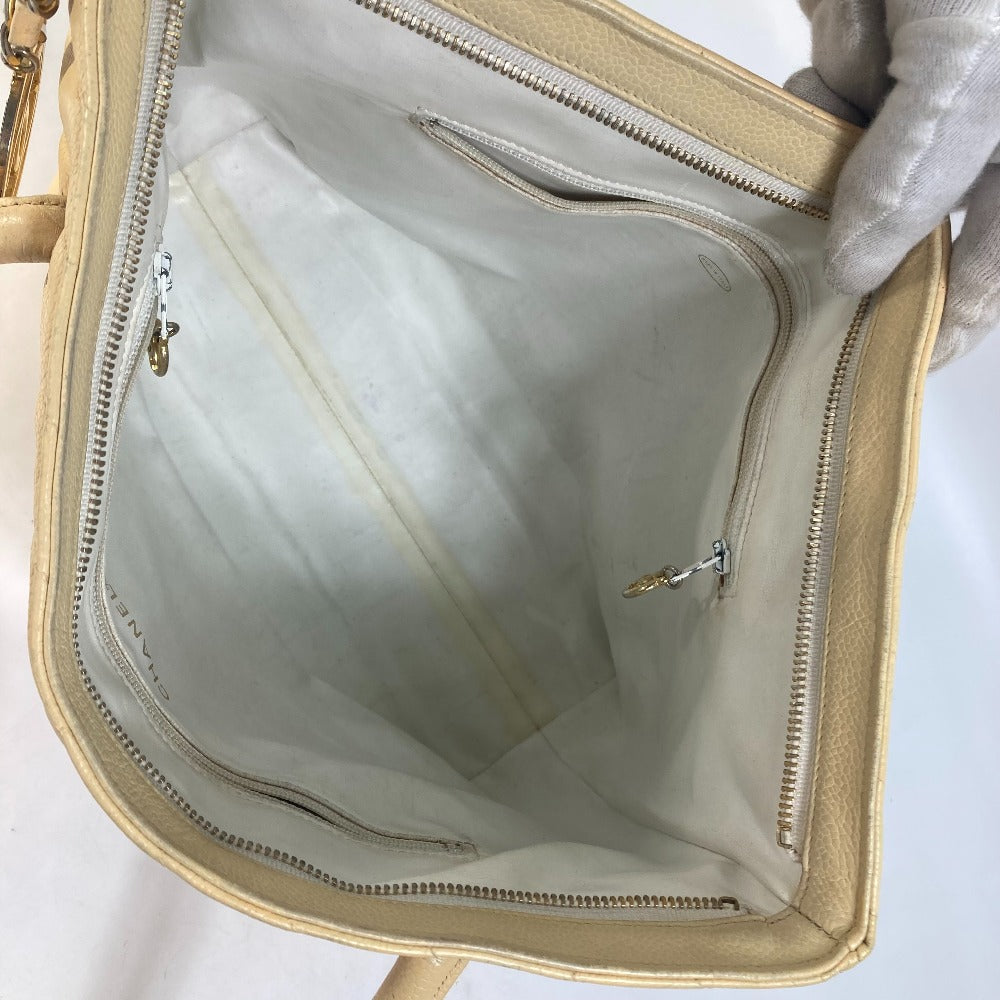 CHANEL CC ココマーク Ｖステッチ シェブロン 肩掛け トートバッグ カバン ショルダーバッグ キャビアスキン レディース イエロー