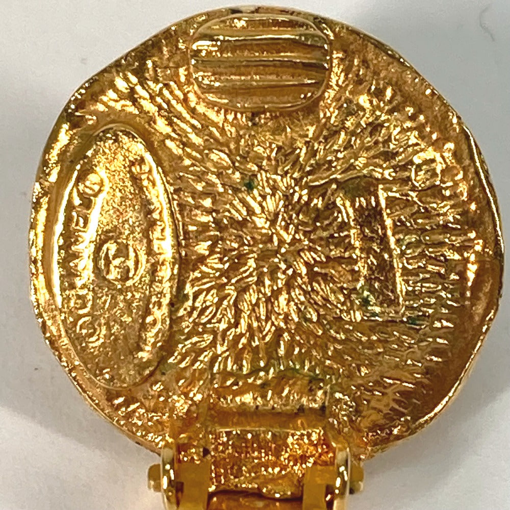 CHANEL Vintage Round Logo Faux Pearl Earrings in Metal, Gold