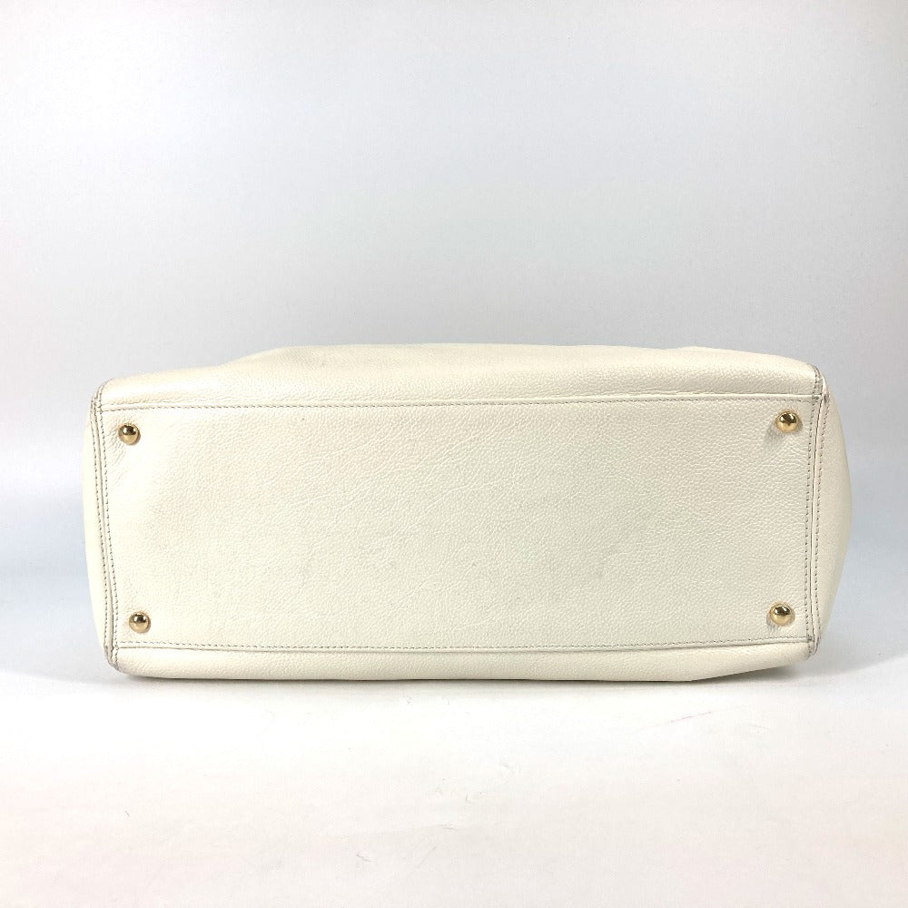 CHANEL エグゼグティブトート 肩掛け バッグ sショルダーバッグ トートバッグ キャビアスキン レディース ホワイト系 - brandshop-reference