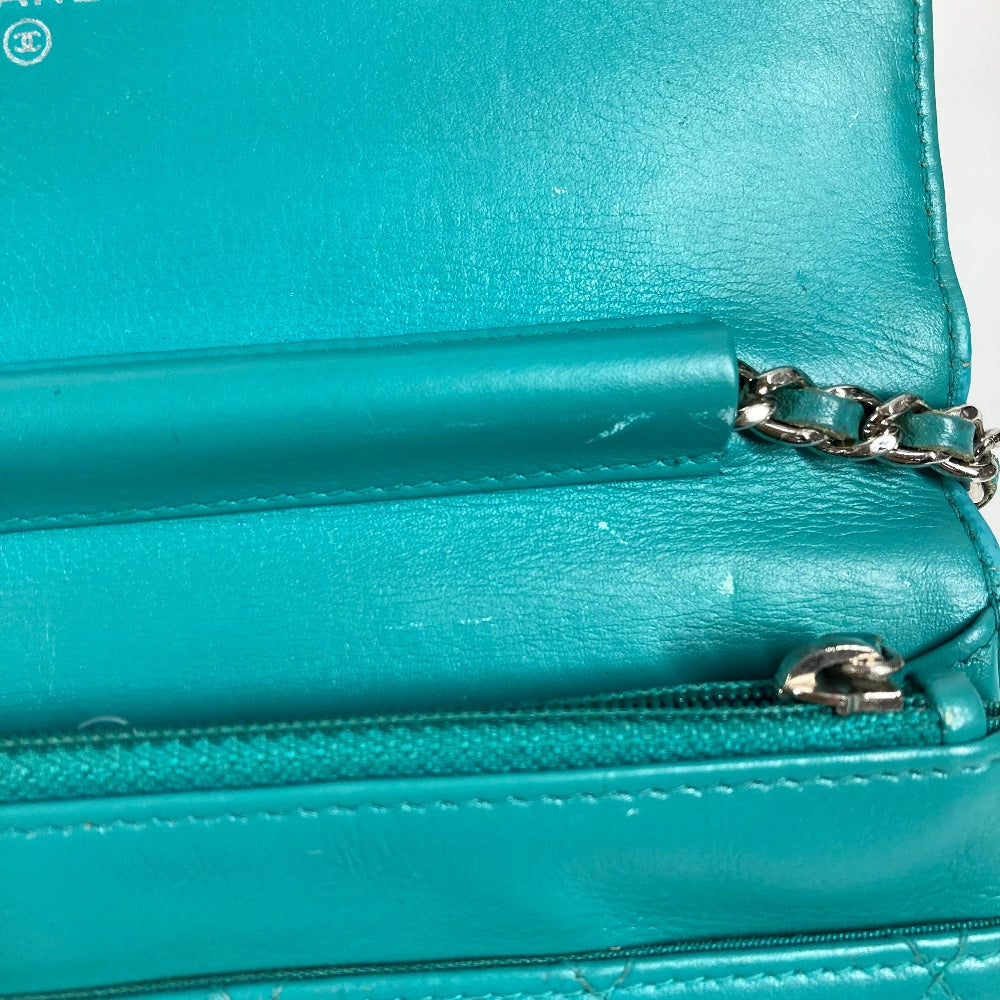 CHANEL Cartera larga cruzada CC Coco Mark Cartera con cadena acolchada Matelasse Cartera larga Bolso de hombro Cuero Mujer Verde