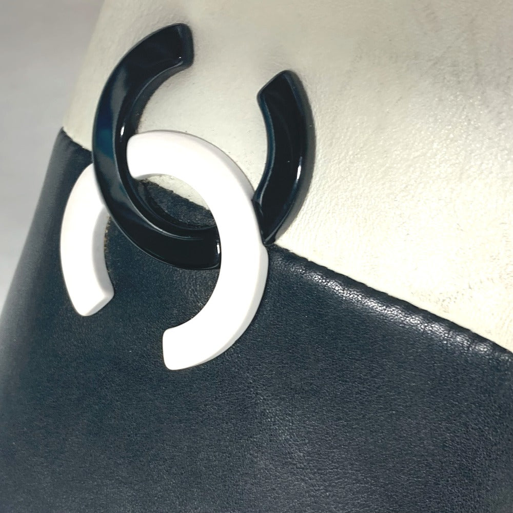 CHANEL バイカラー CC ココマーク Wチェーン 肩掛け ハンドバック ミニボストンバッグ ショルダーバッグ レザー レディース ホワイト