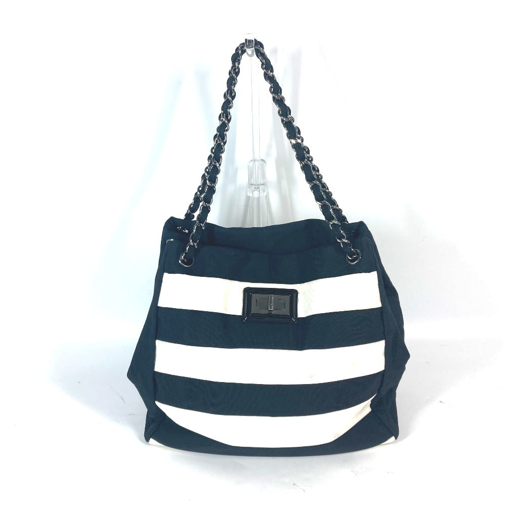 CHANEL 2.55金具 ボーダー チェーンバッグ カバン 肩掛け Wチェーン ショルダーバッグ ナイロンキャンバス レディース ブラック - brandshop-reference
