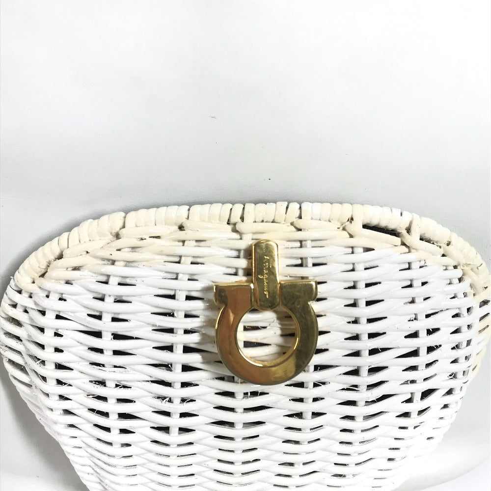 Salvatore Ferragamo ガンチーニ ロゴ カバン バケツ型 ハンドバッグ ストロー レディース ホワイト - brandshop-reference