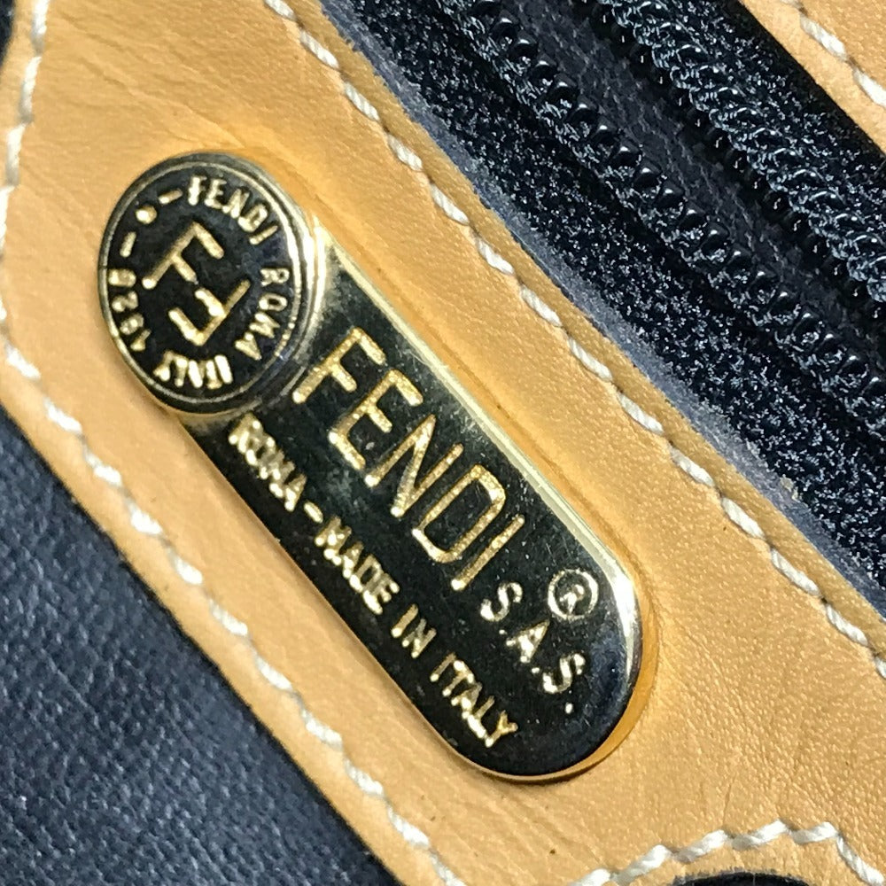 Fendi Vintage Zucca Logo Bag Flap Crossbody Bahu Beg PVC/Kulit Unisex Brown