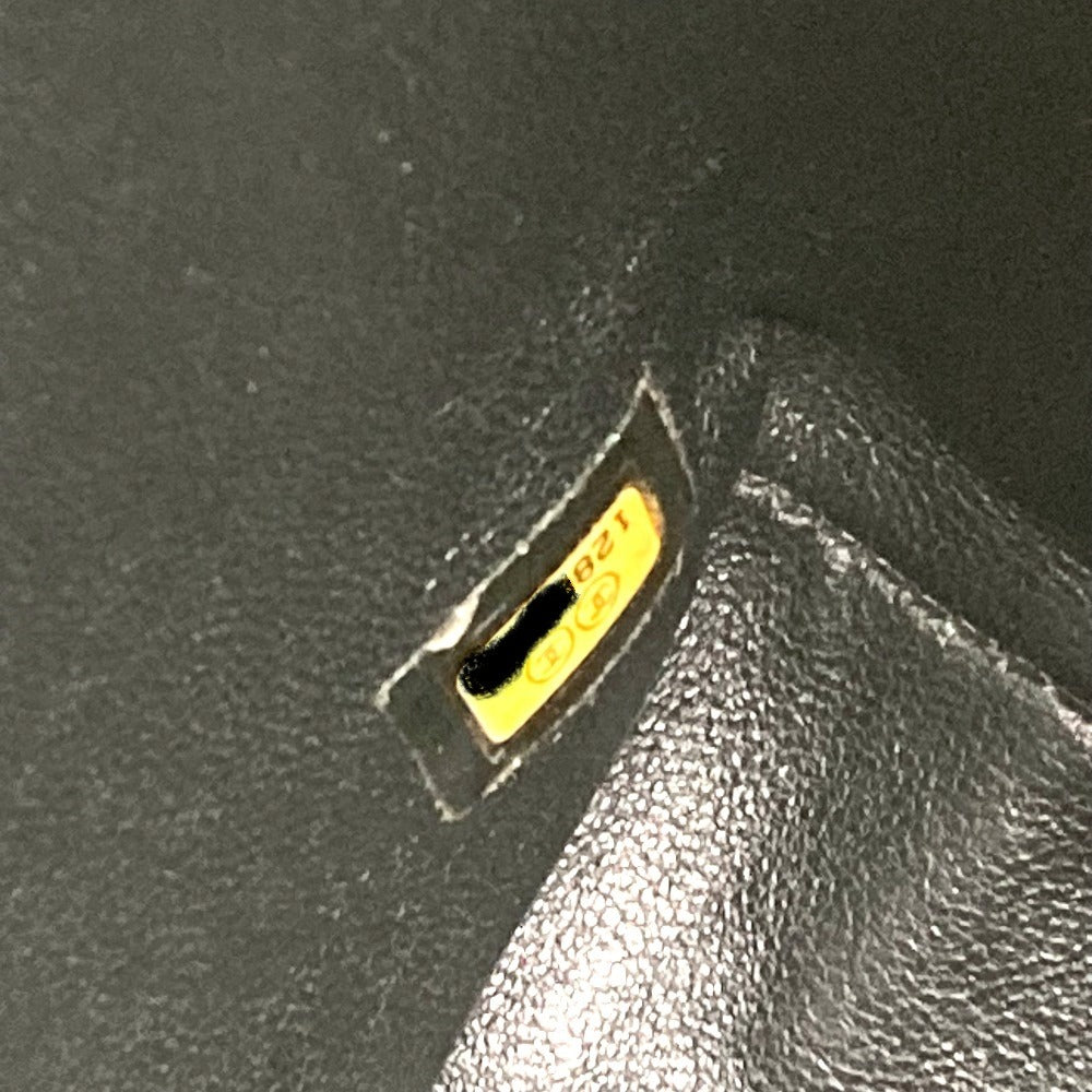 Chanel CC COCO Mark Logo menegak terbalik ke bawah Matelasse W Chain Beg bahu bahu Beg Enamel Hitam Wanita