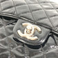 Chanel CC COCO Mark Logo menegak terbalik ke bawah Matelasse W Chain Beg bahu bahu Beg Enamel Hitam Wanita