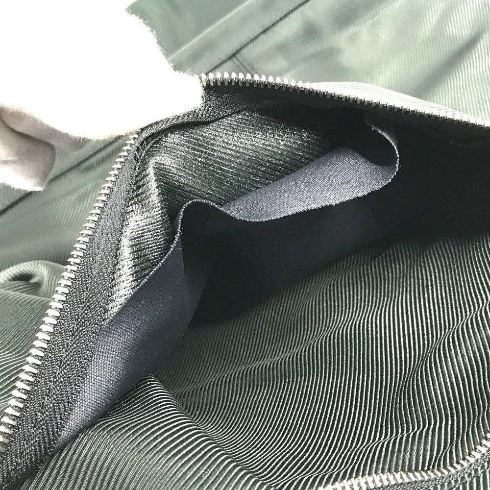 LOUIS VUITTON M30704 Taiga Portable Cinq Center Bag Boston Bag Estuche para ropa Bolso 2WAY Bolso de hombro Bolso Cuero/Nylon Unisex Epicea Caqui