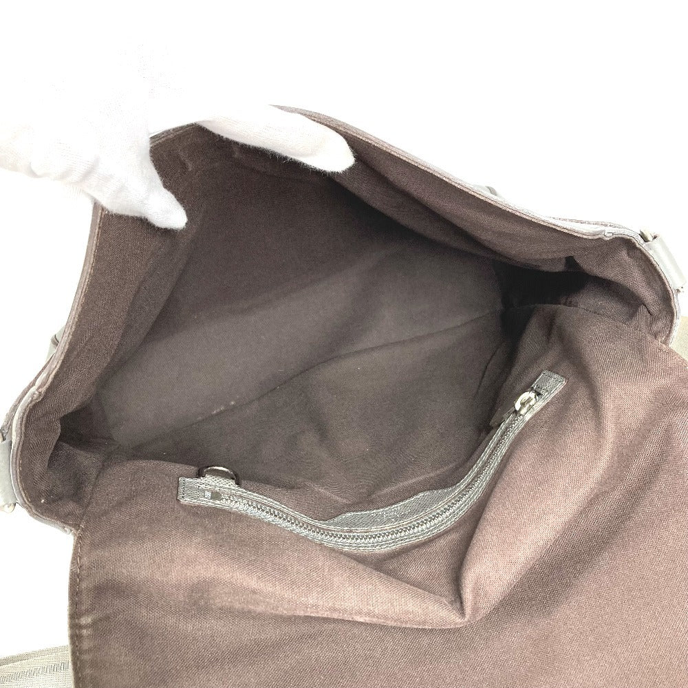 LOUIS VUITTON M32623 Taiga Roman MM Roman MM Bag Crossbody Flap Messenger Bag Shoulder Bag Taiga Leather Unisex Glacier Gray