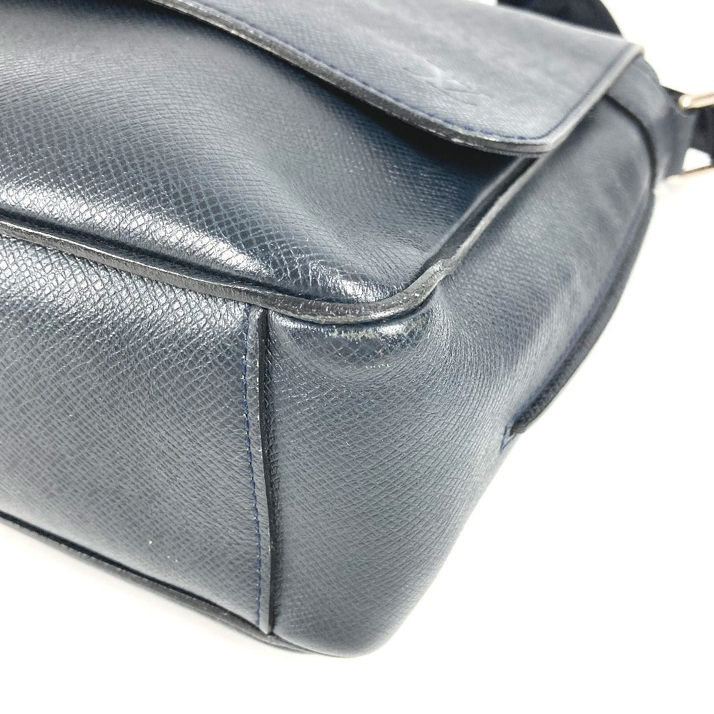 LOUIS VUITTON M32624 タイガ ロマンMM ロマン MM カバン 斜め掛け フラップ メッセンジャーバッグ ショルダーバッグ タイガレザー ユニセックス ボレアル ネイビー