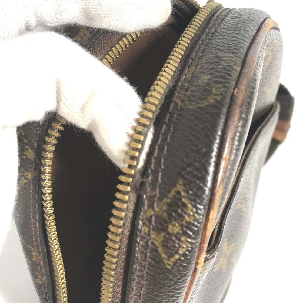 LOUIS VUITTON M51870 Monogram Pochette Ganjou, a shoulder bag/crossbody bag in Monogram canvas, unisex, brown