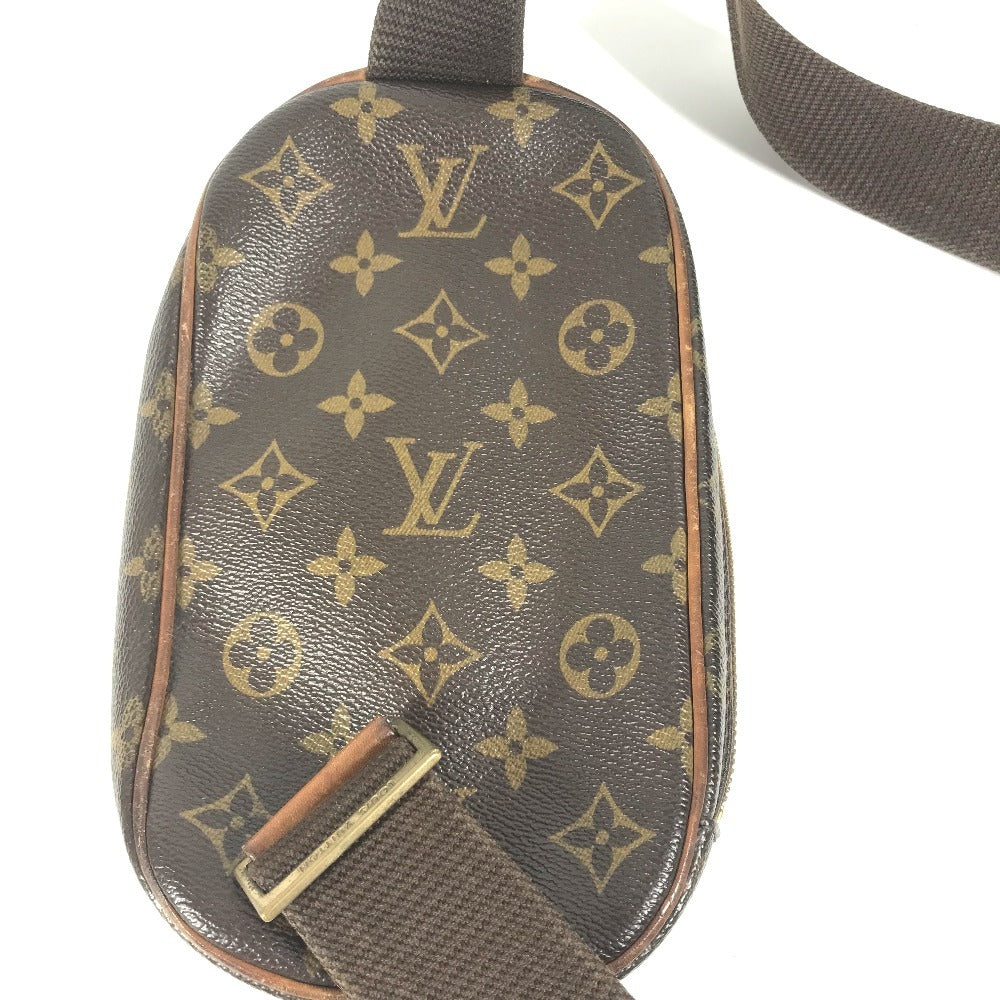 LOUIS VUITTON M51870 Monogram Pochette Ganjou, a shoulder bag/crossbody bag in Monogram canvas, unisex, brown