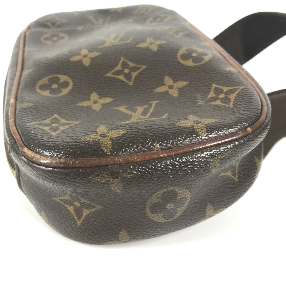 LOUIS VUITTON M51870 Monogram Pochette Ganjou, a shoulder bag/crossbody bag in Monogram canvas, unisex, brown