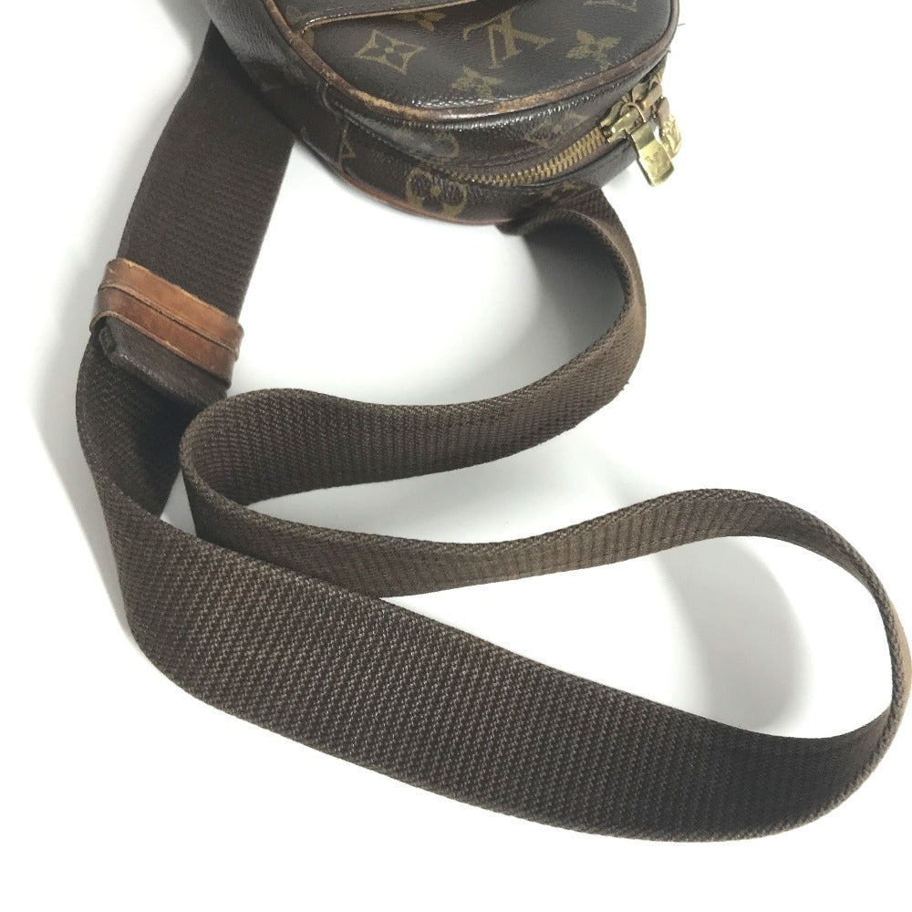 LOUIS VUITTON M51870 Monogram Pochette Ganjou, a shoulder bag/crossbody bag in Monogram canvas, unisex, brown