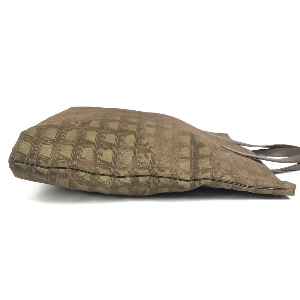 CHANEL ニュートラベルライン フラット トートバッグ フラットショッパー カバン 縦型トート ハンドバッグ ナイロン/レザー ユニセックス カーキ