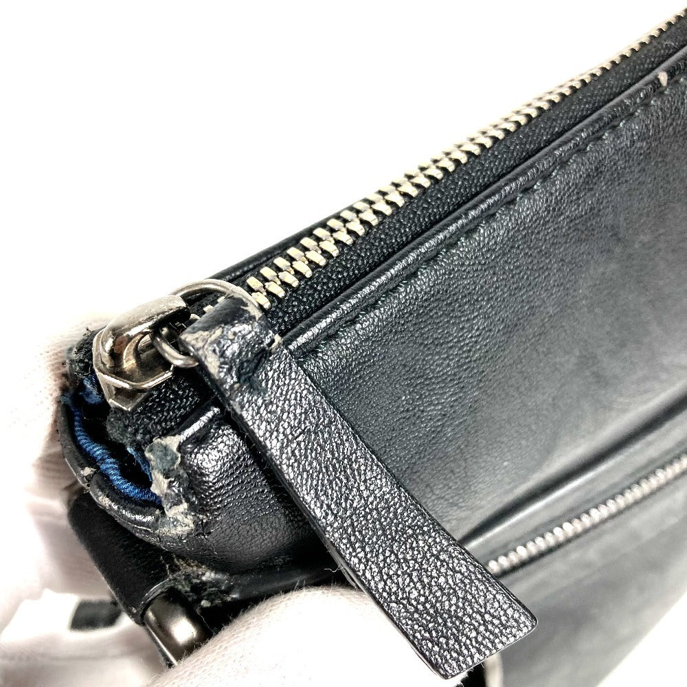 Salvatore Ferragamo logo crossbody shoulder bag in black leather. Unisex.