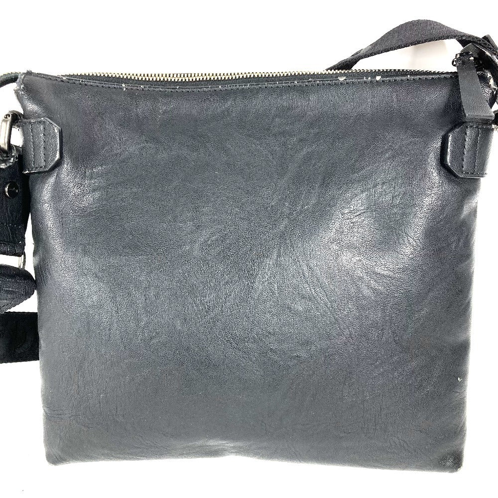 Salvatore Ferragamo logo crossbody shoulder bag in black leather. Unisex.