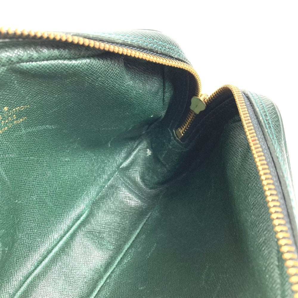 LOUIS VUITTON M30304 タイガ アクセサリーポーチ メイクポーチ 化粧ポーチ クラッチバッグ ポーチ タイガレザー ユニセックス エピセア カーキ