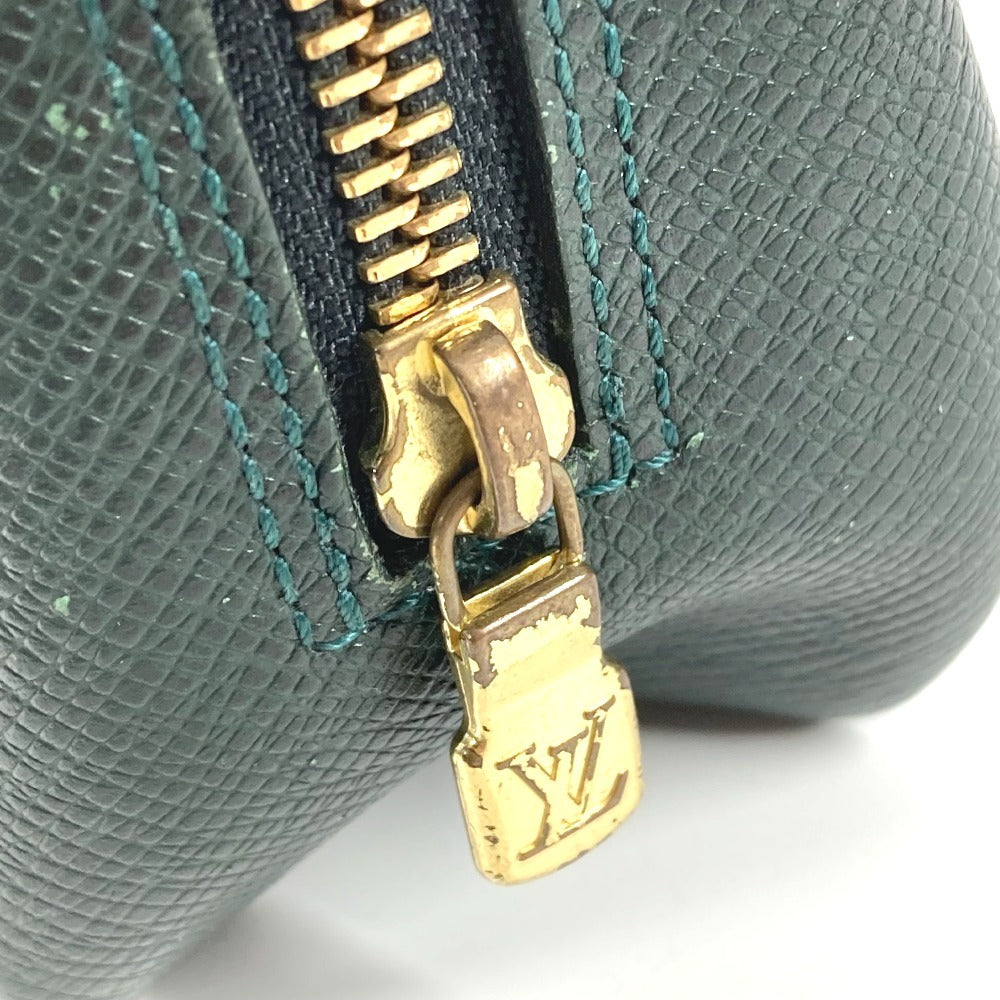 LOUIS VUITTON M30304 タイガ アクセサリーポーチ メイクポーチ 化粧ポーチ クラッチバッグ ポーチ タイガレザー ユニセックス エピセア カーキ