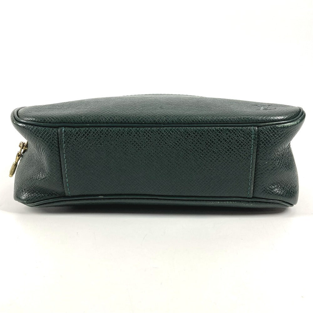 LOUIS VUITTON M30304 タイガ アクセサリーポーチ メイクポーチ 化粧ポーチ クラッチバッグ ポーチ タイガレザー ユニセックス エピセア カーキ