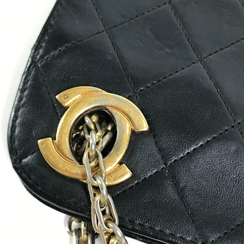 CHANEL vintage Kisslock Matelasse Quilted Shoulder bag Double Chain Chain bag Shoulder Bag Leather Black/Gold Used