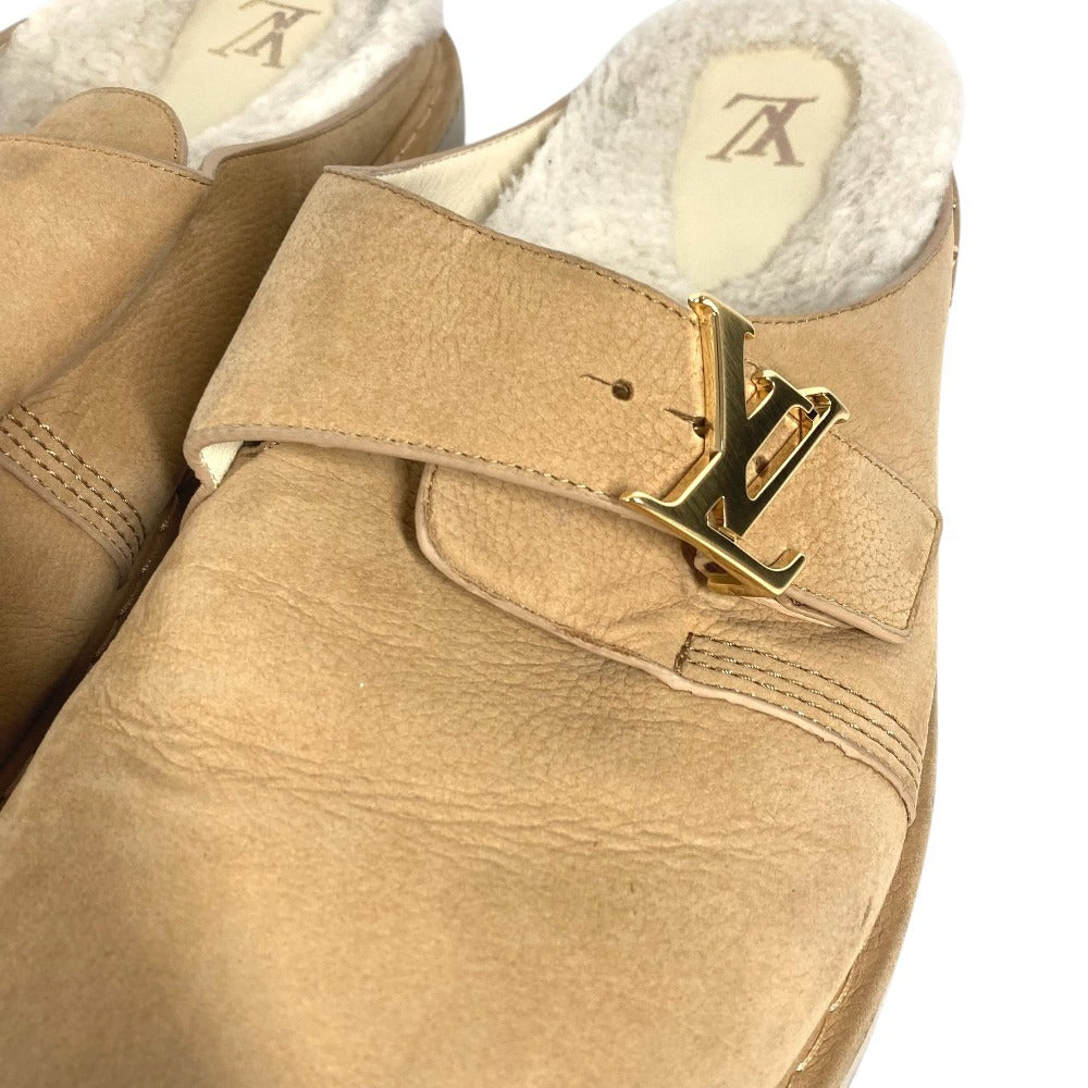 LOUIS VUITTON LV logo clogs with fur Shoes shoes Sandals Leather / fur Beige/White Used