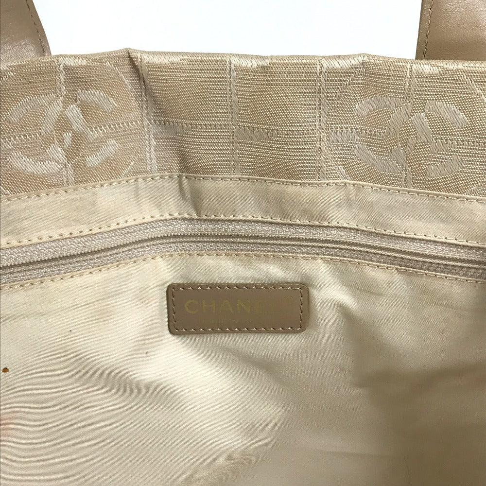 CHANEL A15991 CC CC Mark logo New Travel Line MM New Travel Line MM Shoulder bag, handbag, shoulder bag Tote Bag Leather / Nylon Jacquard Beige Used