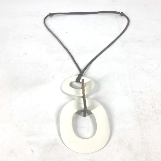 HERMES イスム アクセサリー ネックレス バッファローホーン レディース ホワイト - brandshop-reference