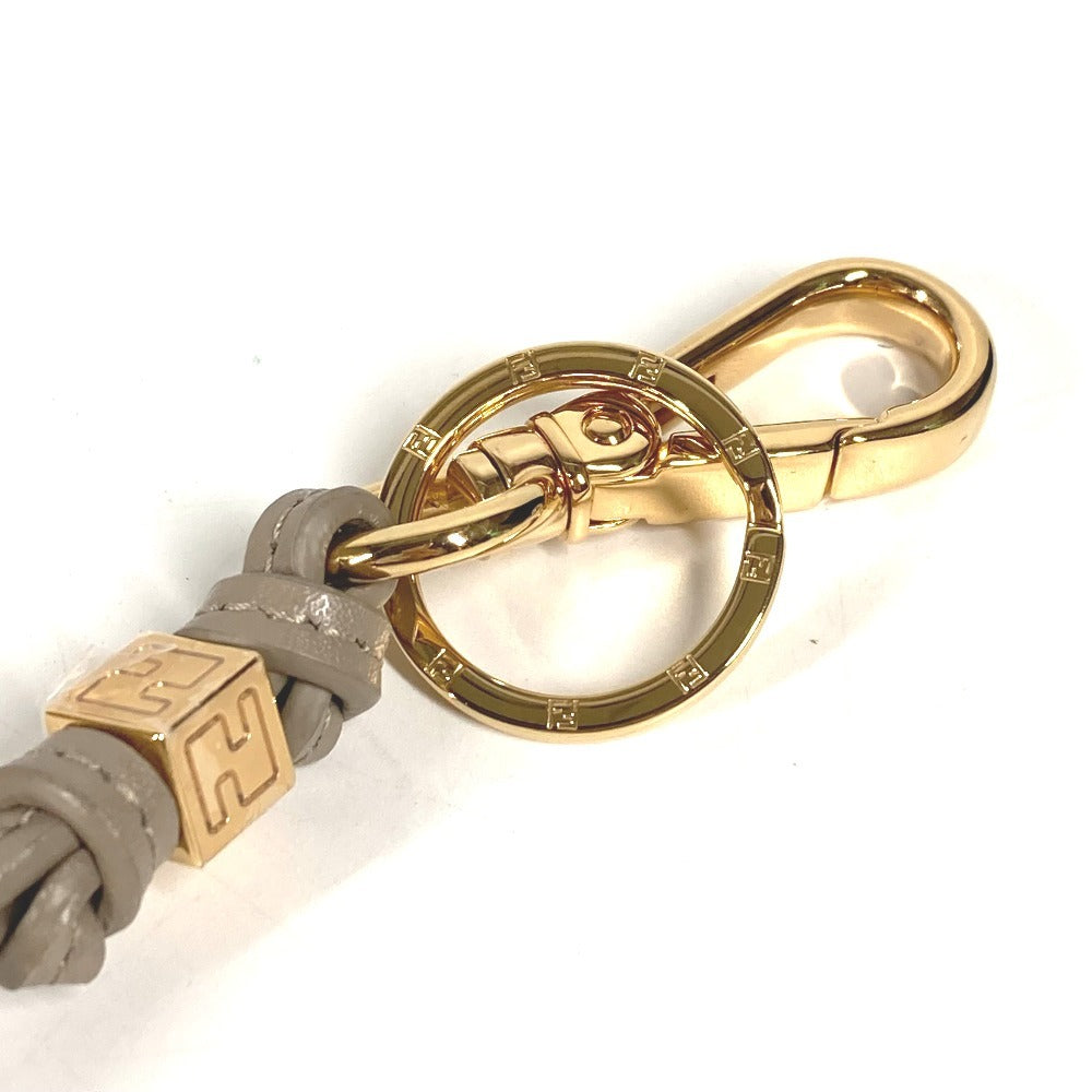 FENDI 7AS255 FFダイヤモンド チャーム バッグチャーム キーホルダー レザー ユニセックス ベージュ