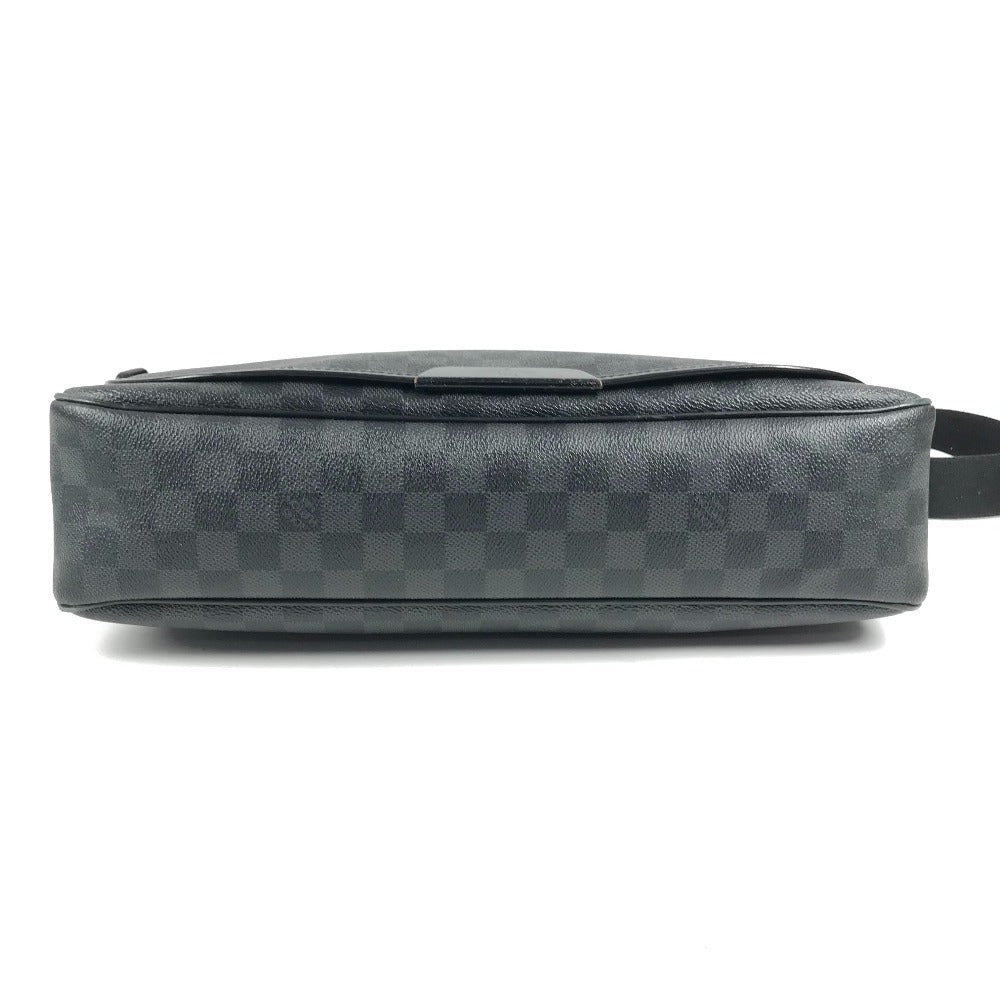 LOUIS VUITTON N58033 ダミエグラフィット ダニエルGM ダニエル GM カバン 斜め掛け メッセンジャーバッグ ショルダーバッグ ダミエグラフィットキャンバス ユニセックス ブラック