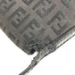 FENDI ズッキーノ ロゴ カバン フラップ 斜め掛け ポシェット ショルダーバッグ レザー/キャンバス ユニセックス ブラック