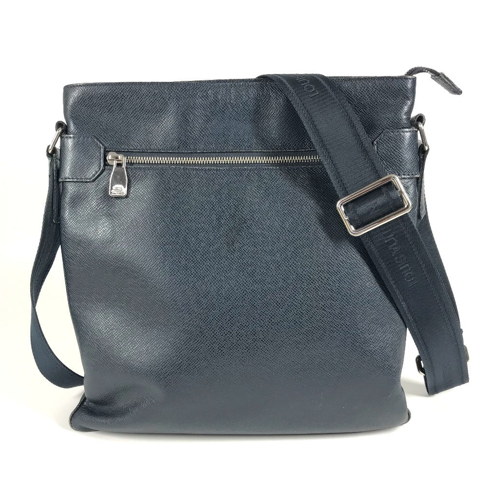 LOUIS VUITTON M32629 タイガ サシャ カバン 斜め掛け ポシェット ショルダーバッグ タイガレザー ユニセックス ボレアル ネイビー