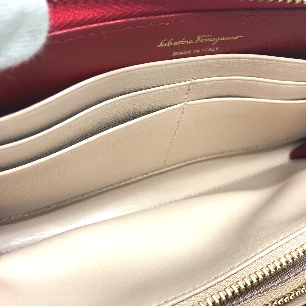 Salvatore Ferragamo ガンチーニ ラウンドファスナー 財布 長財布 レザー レディース レッド