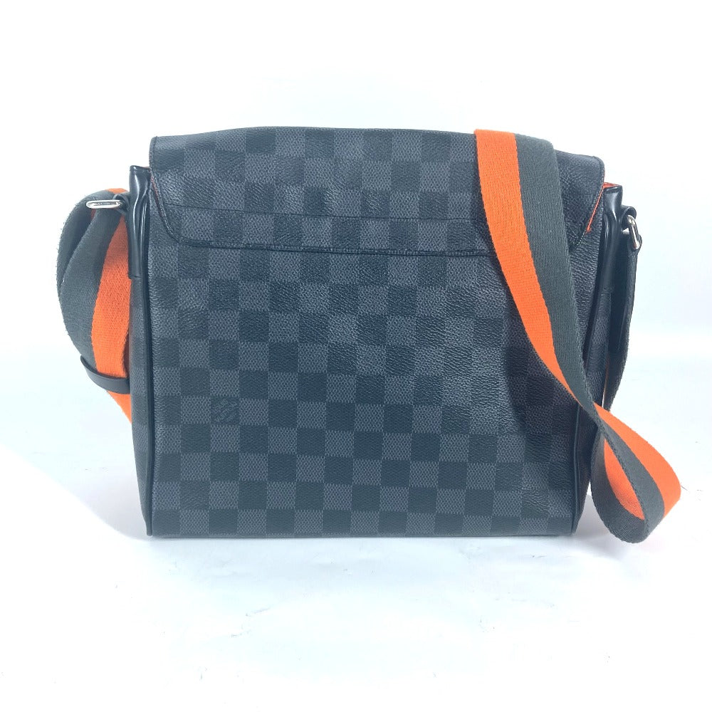 LOUIS VUITTON N42405 ダミエグラフィット ディストリクトPM カバン 斜め掛け フラップ ショルダーバッグ ダミエグラフィットキャンバス メンズ