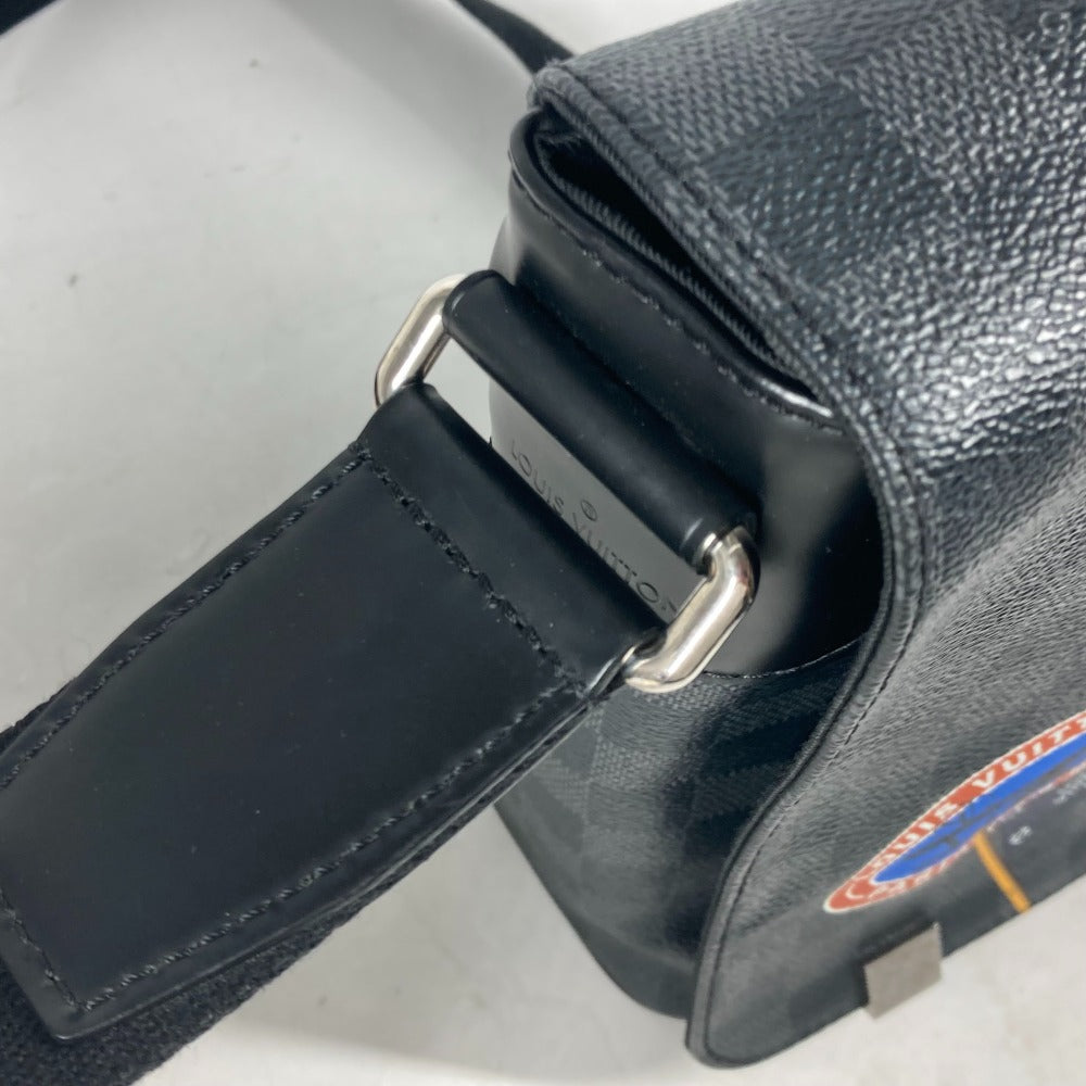 LOUIS VUITTON N41054 ダミエグラフィット ステッカーズ  ディストリクトPM  カバン 斜め掛け フラップ ショルダーバッグ ダミエグラフィットキャンバス ユニセックス ブラック - brandshop-reference