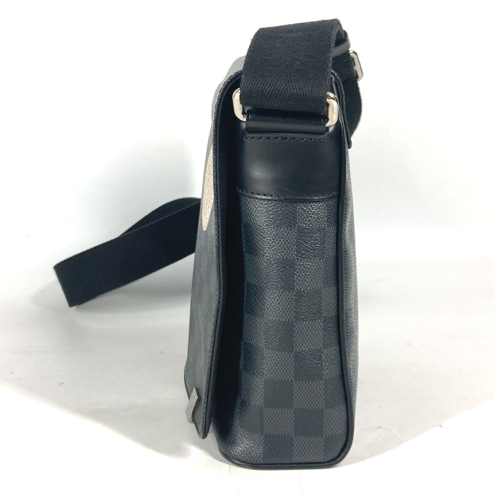 LOUIS VUITTON N41054 ダミエグラフィット ステッカーズ  ディストリクトPM  カバン 斜め掛け フラップ ショルダーバッグ ダミエグラフィットキャンバス ユニセックス ブラック - brandshop-reference