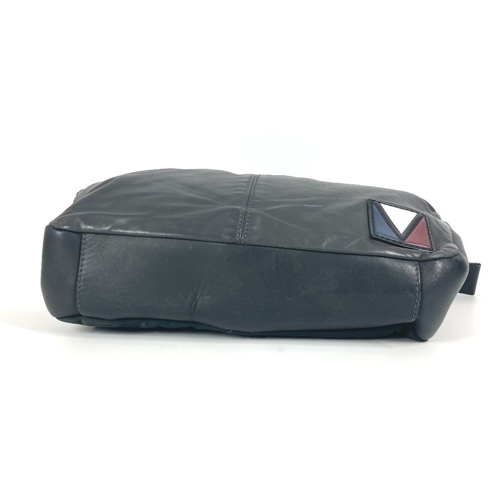 LOUIS VUITTON M50445  Vライン  ファスト ベルトバッグ クロス ショルダーバッグ カバン ボディバッグ レザー ユニセックス アスファルトグレー グレー - brandshop-reference