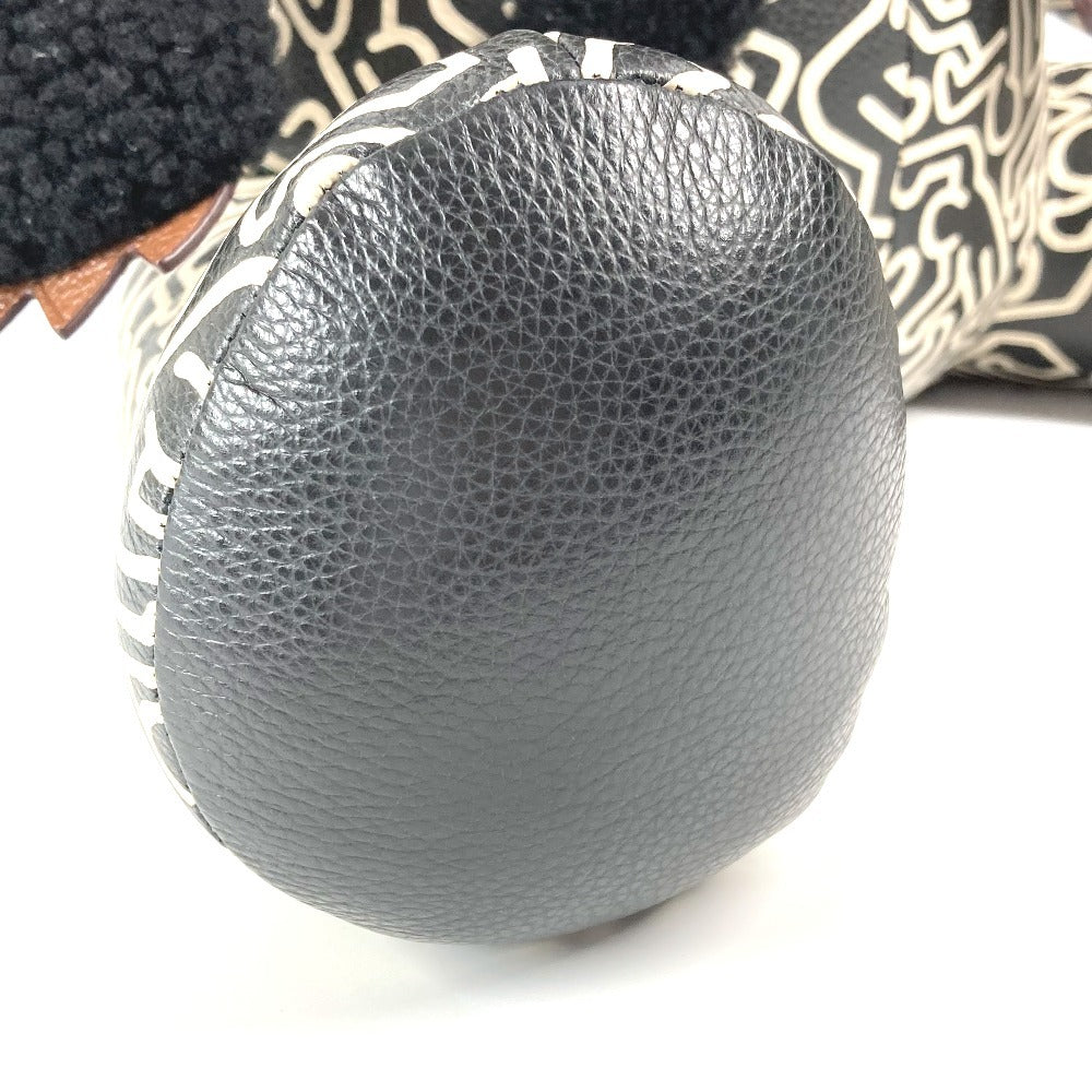 Jurulatih F20819 Keith Haring Outlaw Outlaw Doll Interior Teddy Bear Bear Stuffed Leather Unisex Black