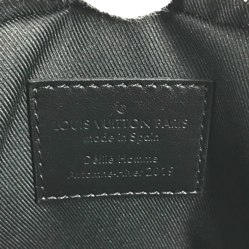 LOUIS VUITTON M30332 Taiga Rainbow Danube Messenger Bag Crossbody Pochette Bolso de hombro Taiga Cuero Unisex Negro