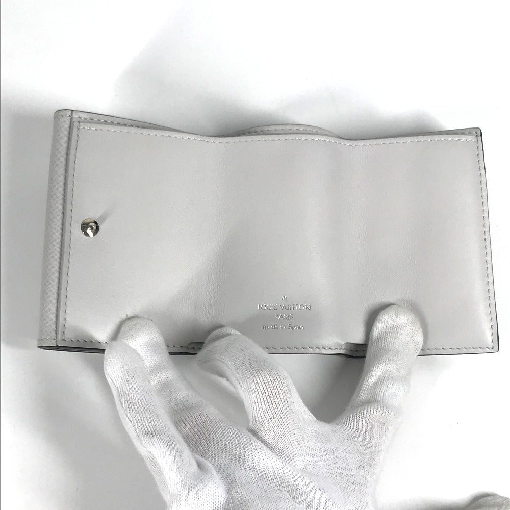 LOUIS VUITTON M67621 タイガラマ ディスカバリー コンパクト ウォレット コンパクトウォレット 3つ折り財布 タイガレザー ユニセックス ブロン ホワイト