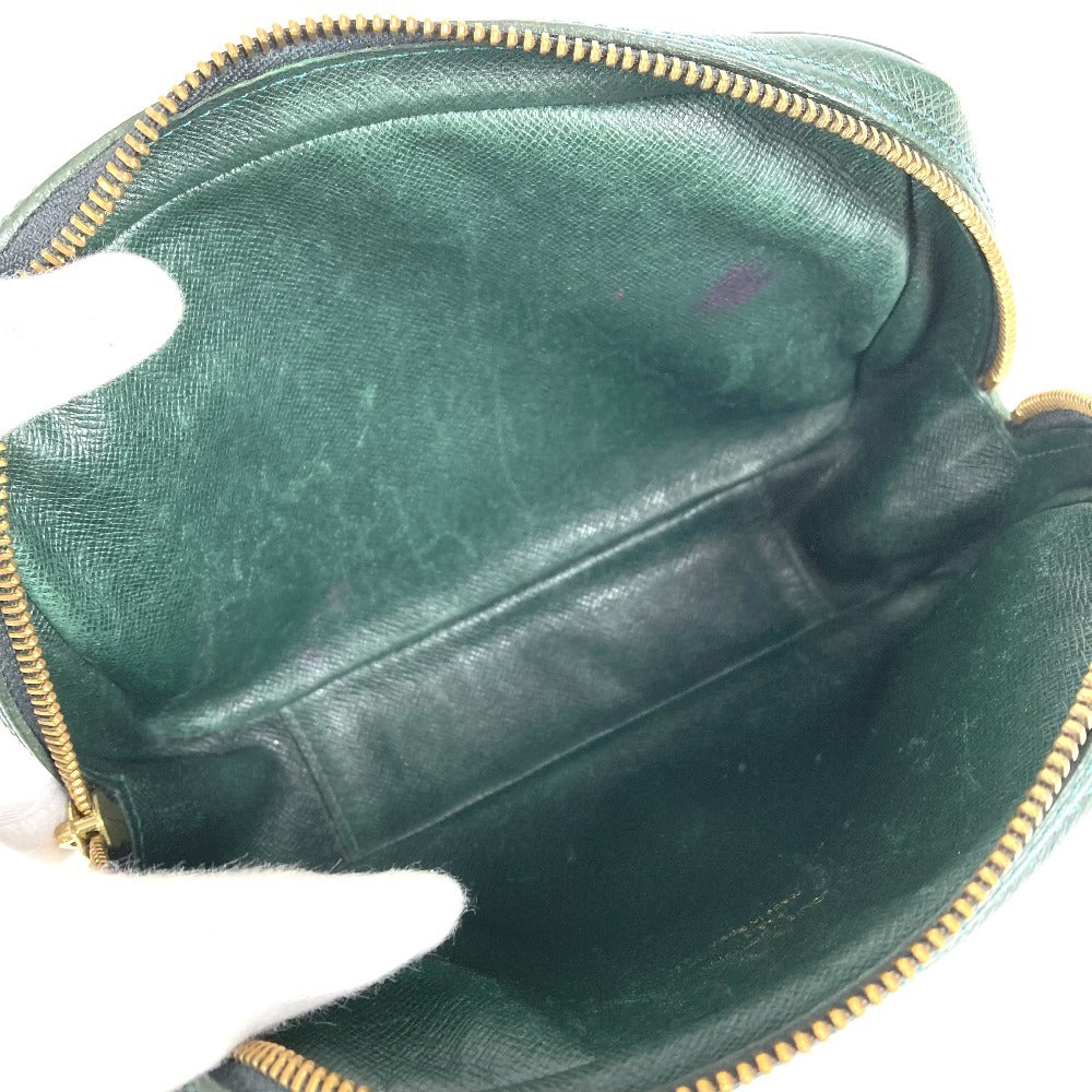 LOUIS VUITTON M30304 Taiga Estuche para accesorios Estuche para maquillaje Estuche para cosméticos Bolso de mano Estuche Taiga Cuero Unisex Epicea Verde