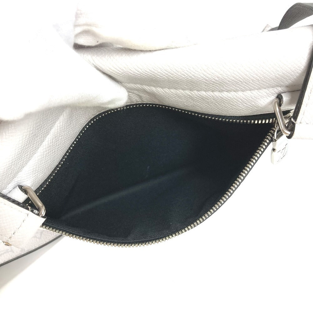 LOUIS VUITTON M30411 タイガラマ フラップメッセンジャー カバン 斜め掛け フラップ ショルダーバッグ タイガレザー ユニセックス ホワイト