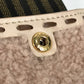 FENDI 7AS047 スマホケース フォンポーチ カバン FF ロゴ ファー チャーム ボア ポーチ ファー ユニセックス ピンクベージュ系