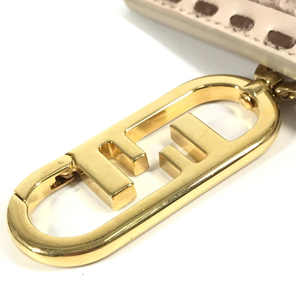 FENDI 7AS047 スマホケース フォンポーチ カバン FF ロゴ ファー チャーム ボア ポーチ ファー ユニセックス ピンクベージュ系