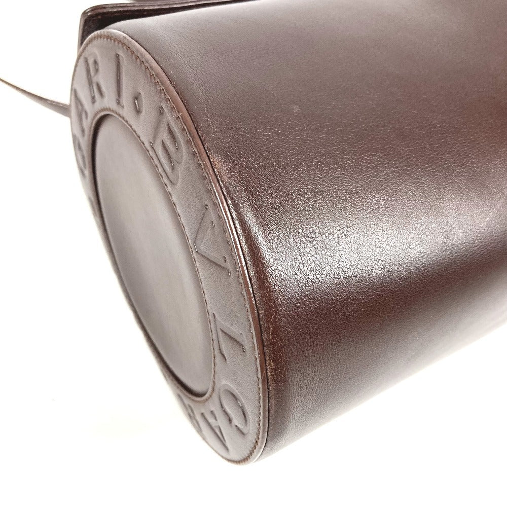 BVLGARI ロゴマニア 筒形 ドラム型 カバン フラップ ショルダーバッグ レザー ユニセックス ブラウン